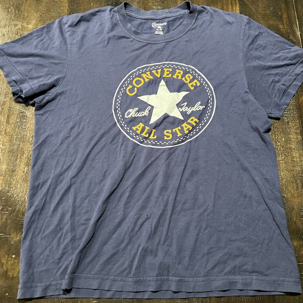 Converse T-shirt